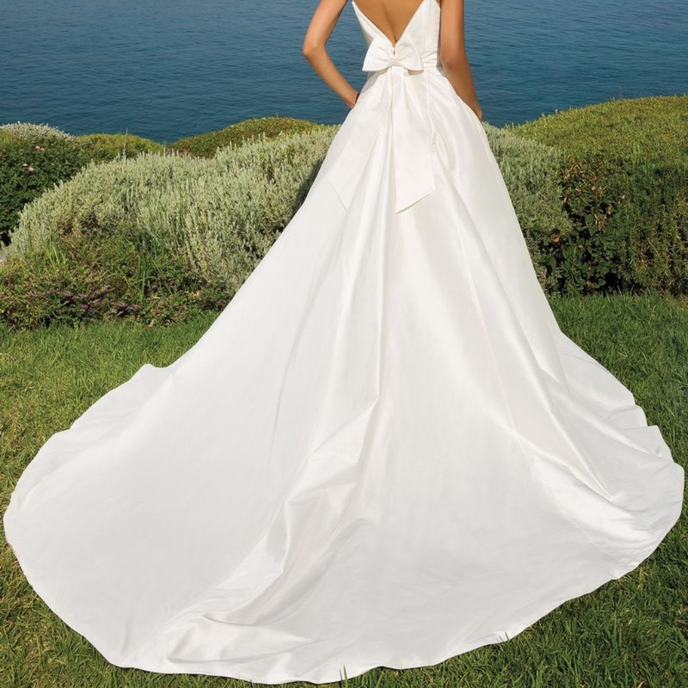 Justin Alexander Wedding Dress